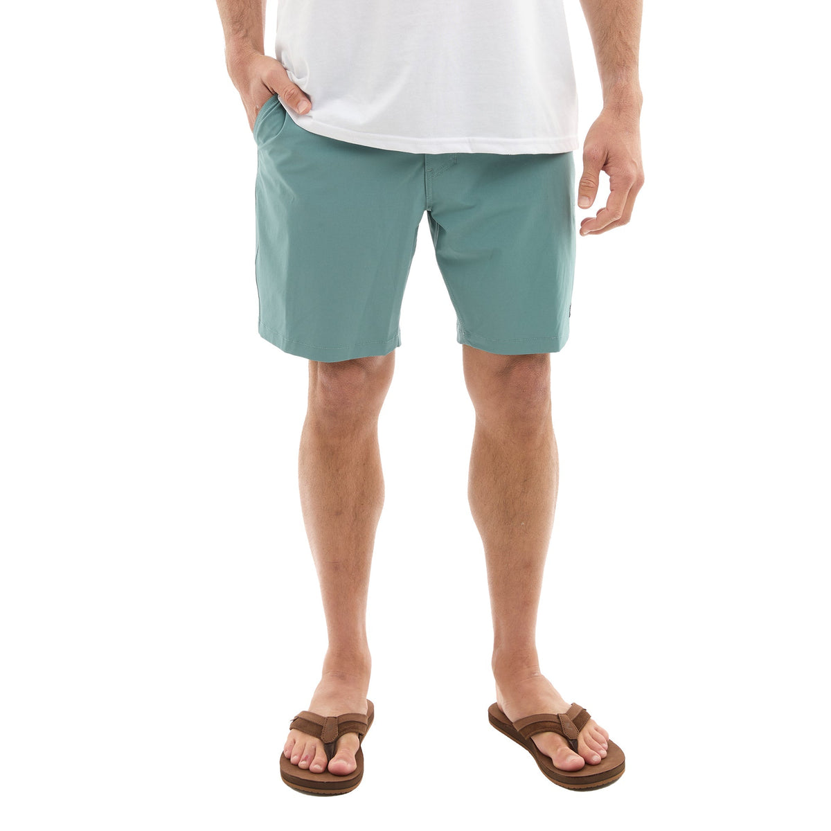Pelagic Latest | Hybrid Shorts 18" - Mako
