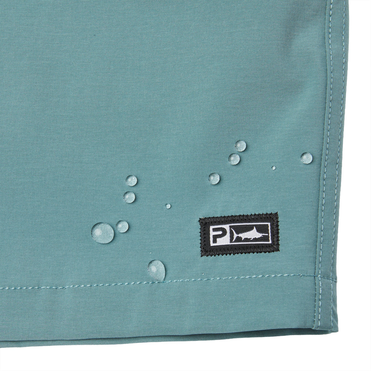 Pelagic Latest | Hybrid Shorts 18" - Mako