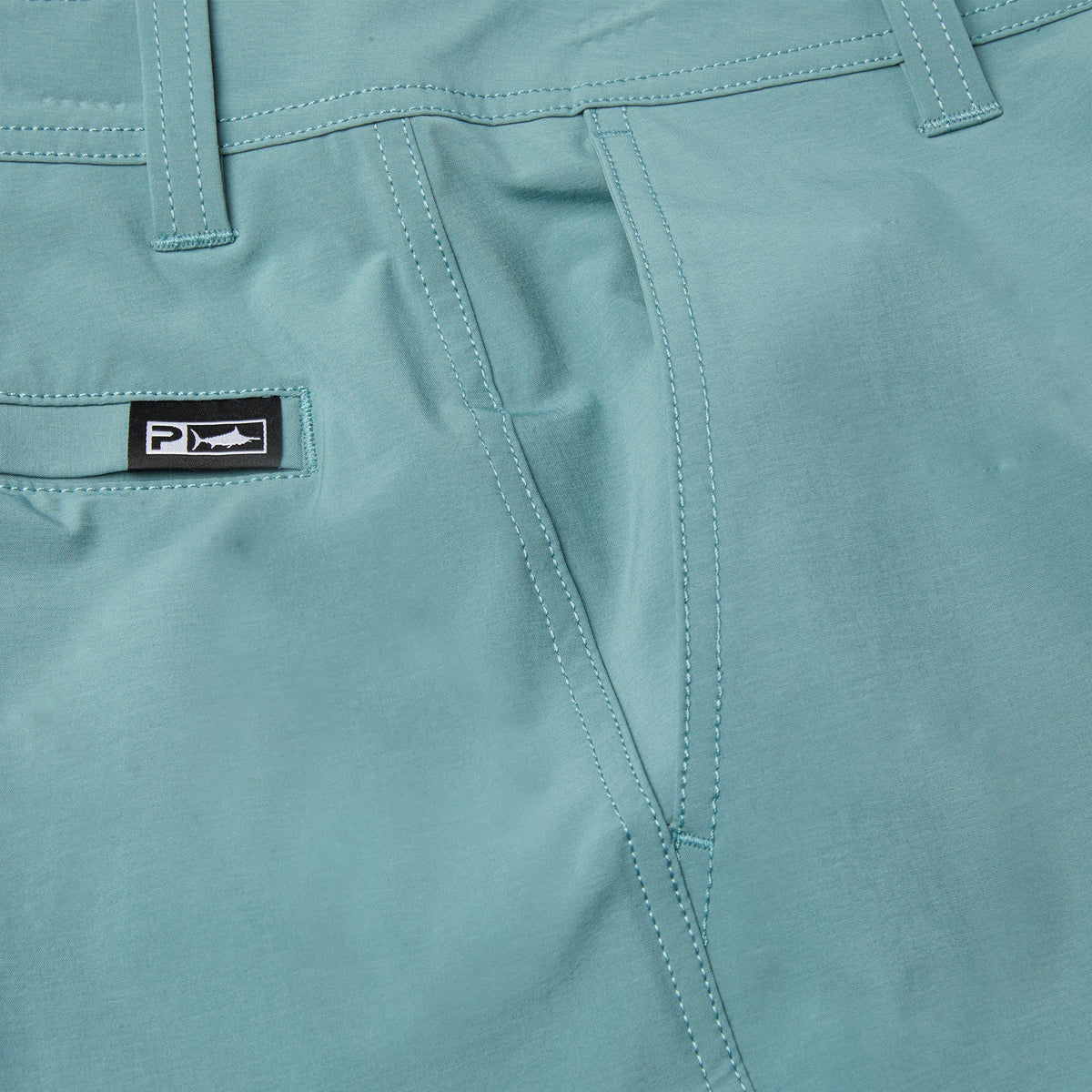 Pelagic Top Pick | Hybrid Shorts 20" - Mako