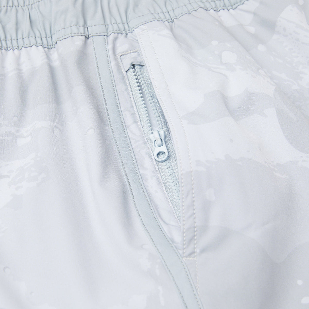 Pelagic Quality | Elastic Waist Shorts 18" - Downswell