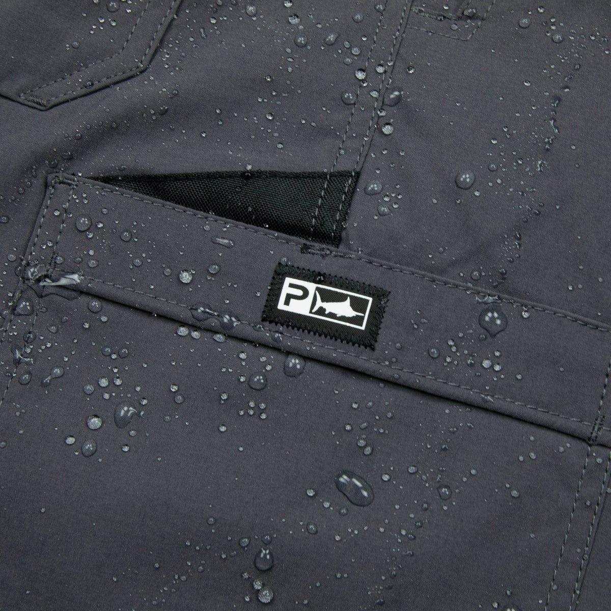 Pelagic Latest | Hybrid Shorts 20" - Madeira Cargo