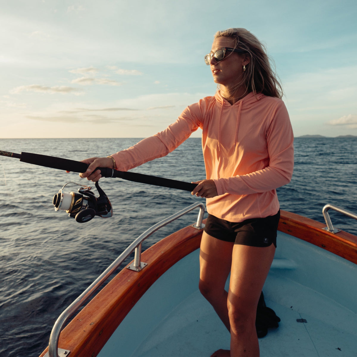 Pelagic Quality | Ws Hooded Fishing Shirt - Ws Vaportek